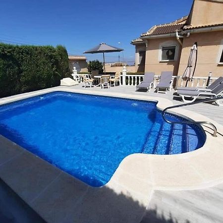 Quaint Ground Floor Apartment With Pool Lb1 Torrevieja Bagian luar foto