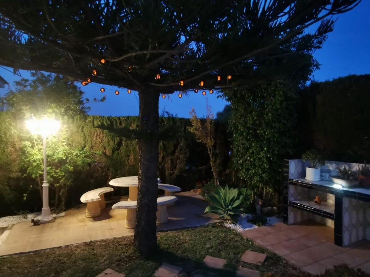Quaint Ground Floor Apartment With Pool Lb1 Torrevieja Bagian luar foto